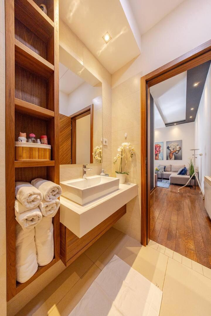 Lux Apartment In City Center بلغراد المظهر الخارجي الصورة